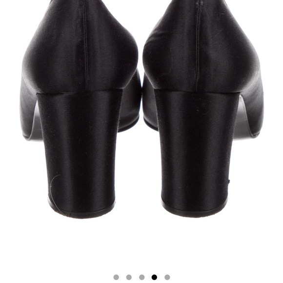 Stuart Weitzman Pumps - Picture 4 of 5